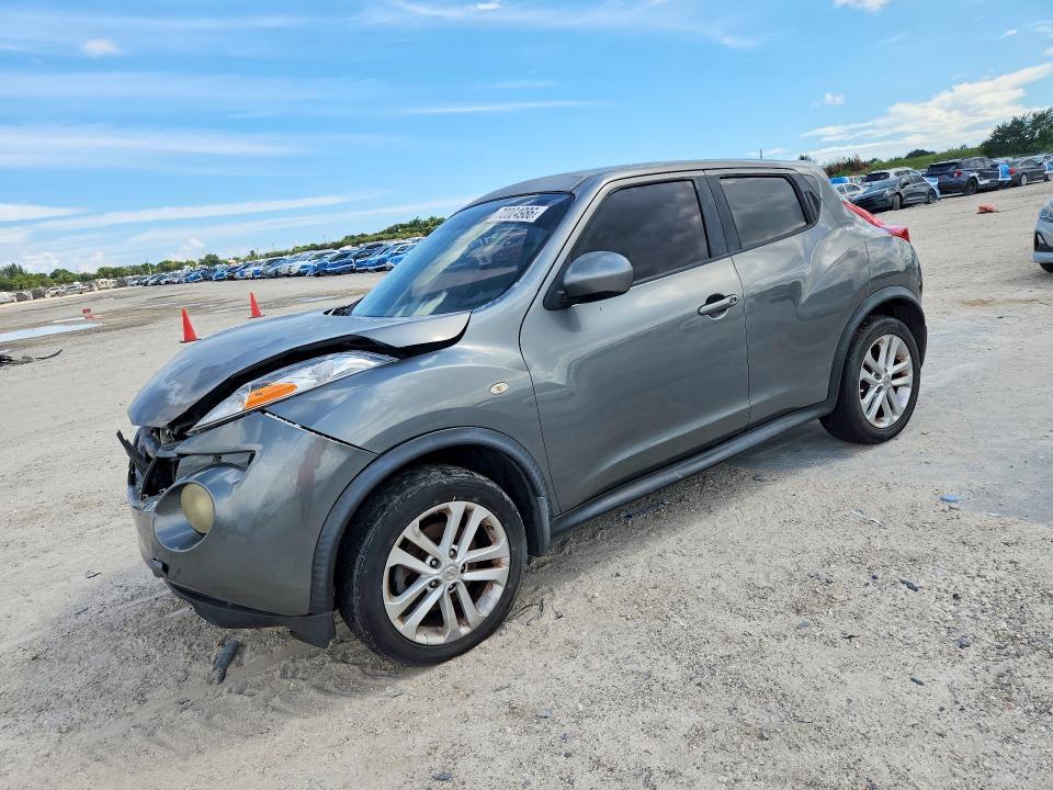 2011 NISSAN JUKE S  