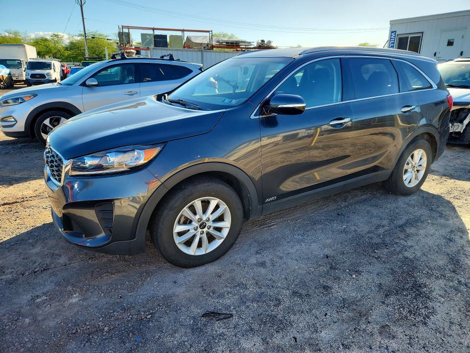 2020 KIA SORENTO LX  