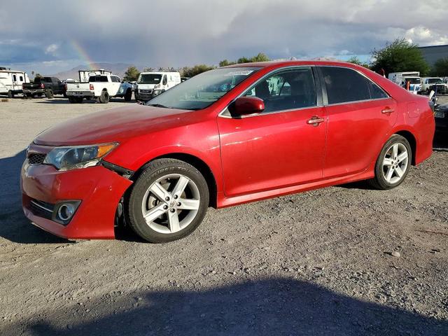 2013 TOYOTA CAMRY SE  
