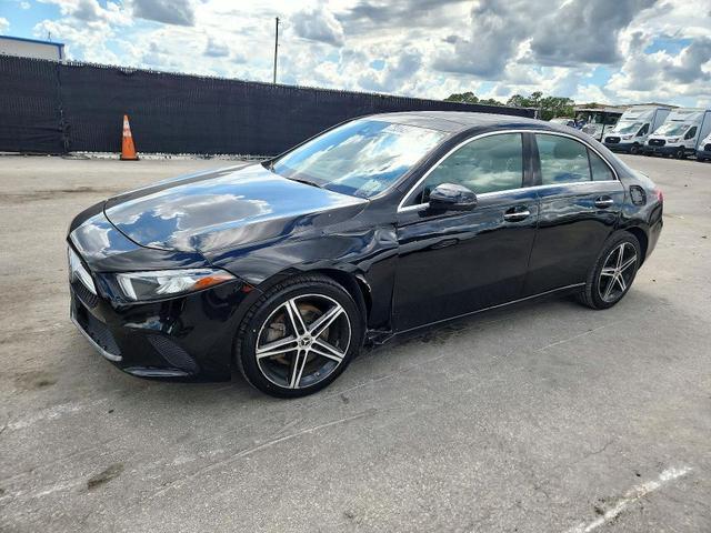 2019 MERCEDES-BENZ A 220 4MATIC  