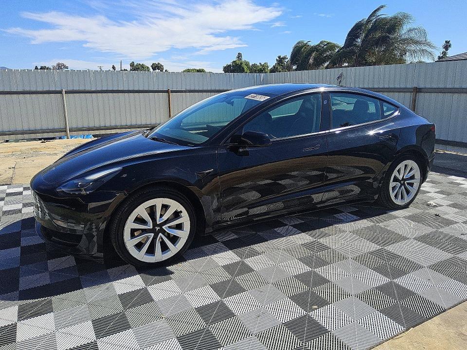 2022 TESLA MODEL 3   