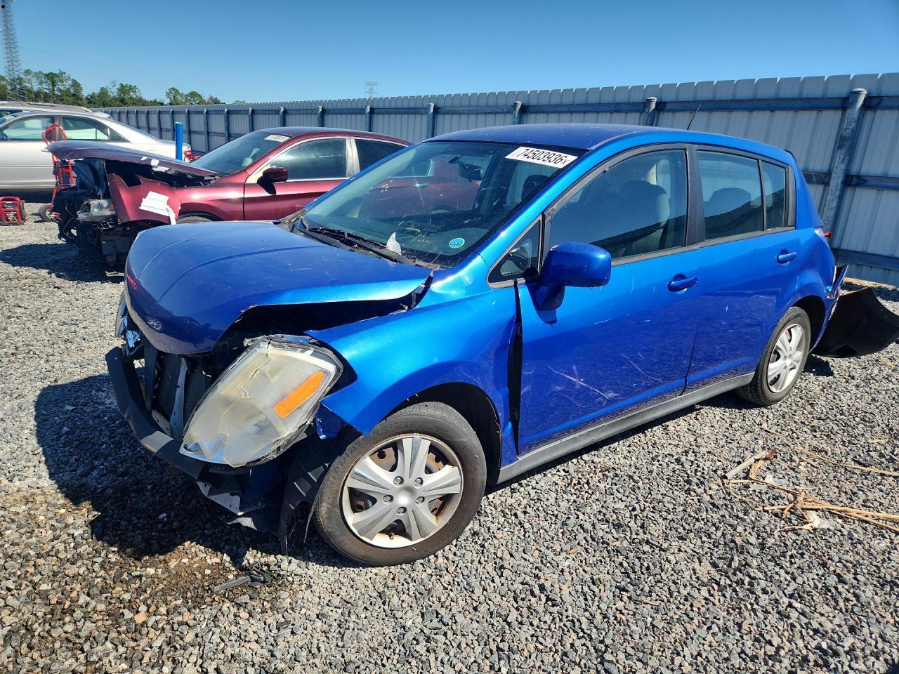 منظر 2010 NISSAN VERSA 1.8 S، زاوية 1
