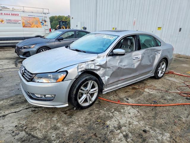 2015 VOLKSWAGEN PASSAT SEL  