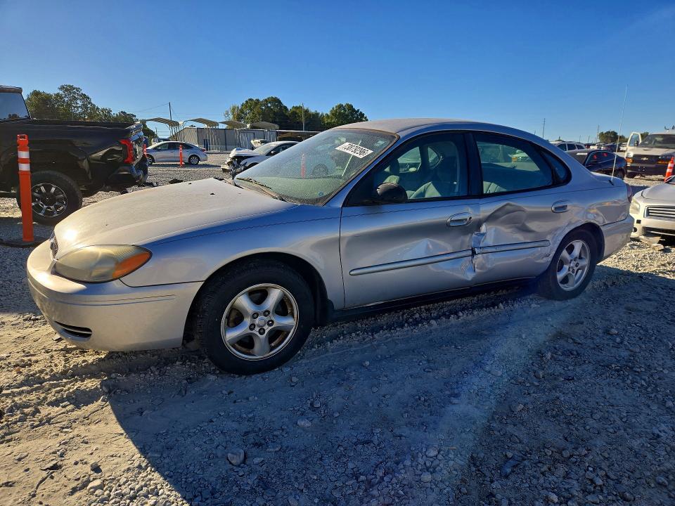 2004 FORD TAURUS SES  