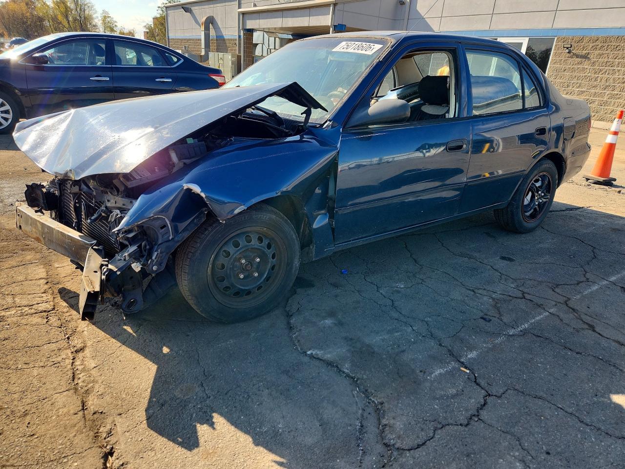 Vue de 1998 TOYOTA COROLLA VE, angle 1