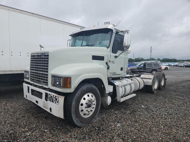 2013 MACK CHU613 SEMI TRUCK
