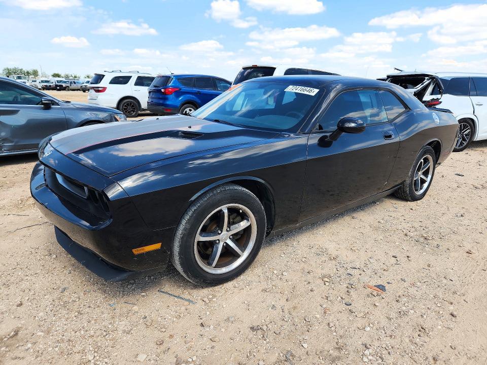 2010 DODGE CHALLENGER SE  