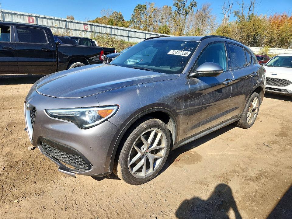 2018 ALFA ROMEO STELVIO TI SPORT  