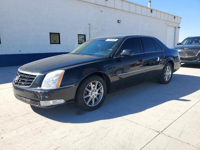 2010 CADILLAC DTS LUXURY COLLECTION  