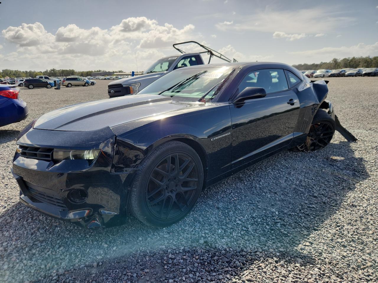 Vista de 2015 CHEVROLET CAMARO LS, ángulo 1