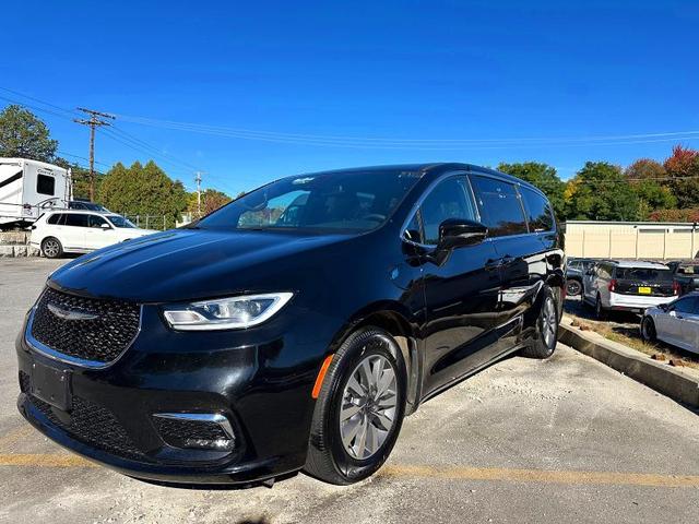 2025 CHRYSLER PACIFICA HYBRID SELECT