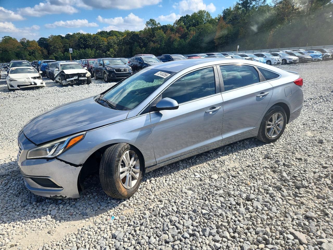 Vista de 2016 HYUNDAI SONATA SE, ángulo 1
