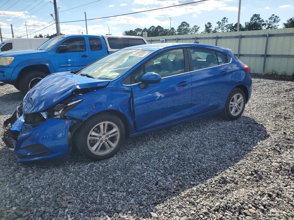 2017 CHEVROLET CRUZE LT  