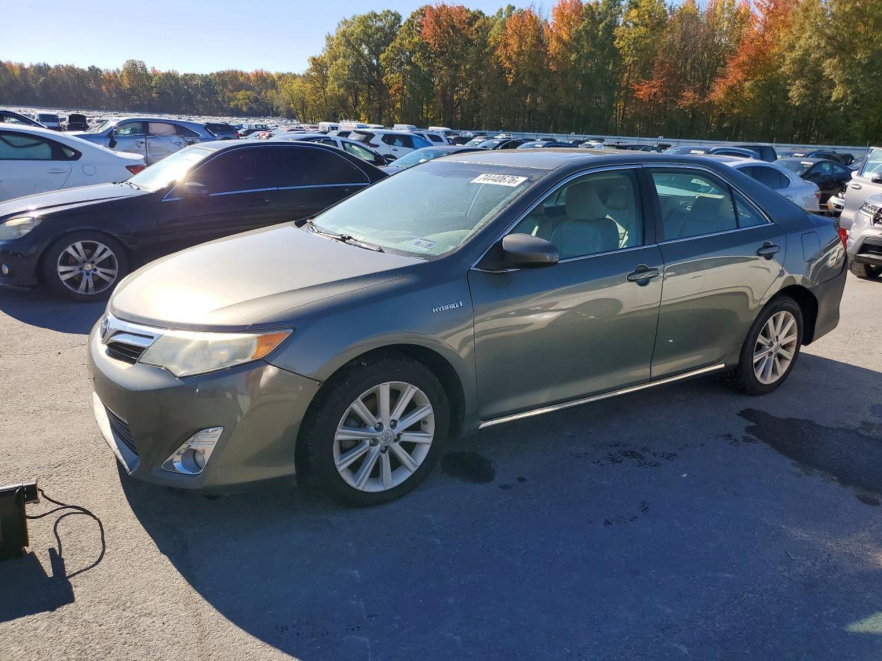 منظر 2013 TOYOTA CAMRY SOLA XLE، زاوية 1