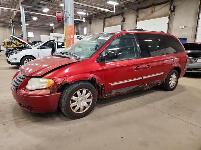 2005 CHRYSLER TOWN & COUNTRY TOURING  