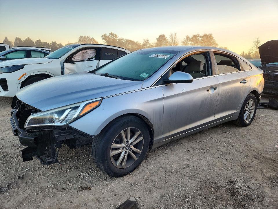 2017 HYUNDAI SONATA SE  