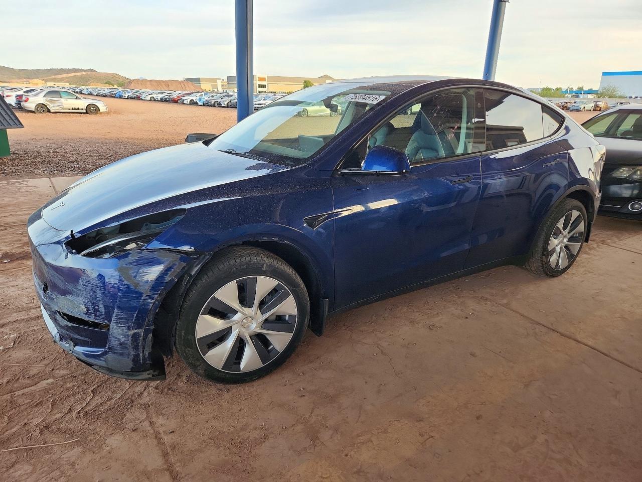 Vista de 2023 TESLA MODEL Y, ángulo 1