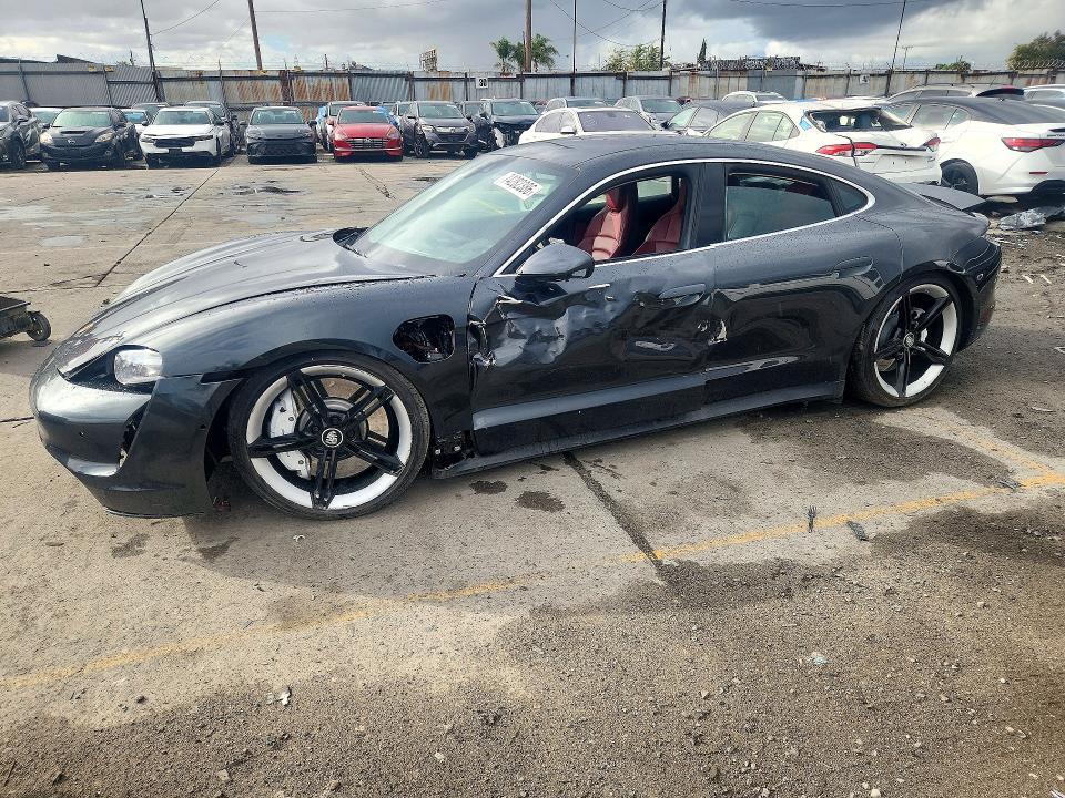 2021 PORSCHE TAYCAN 4S  