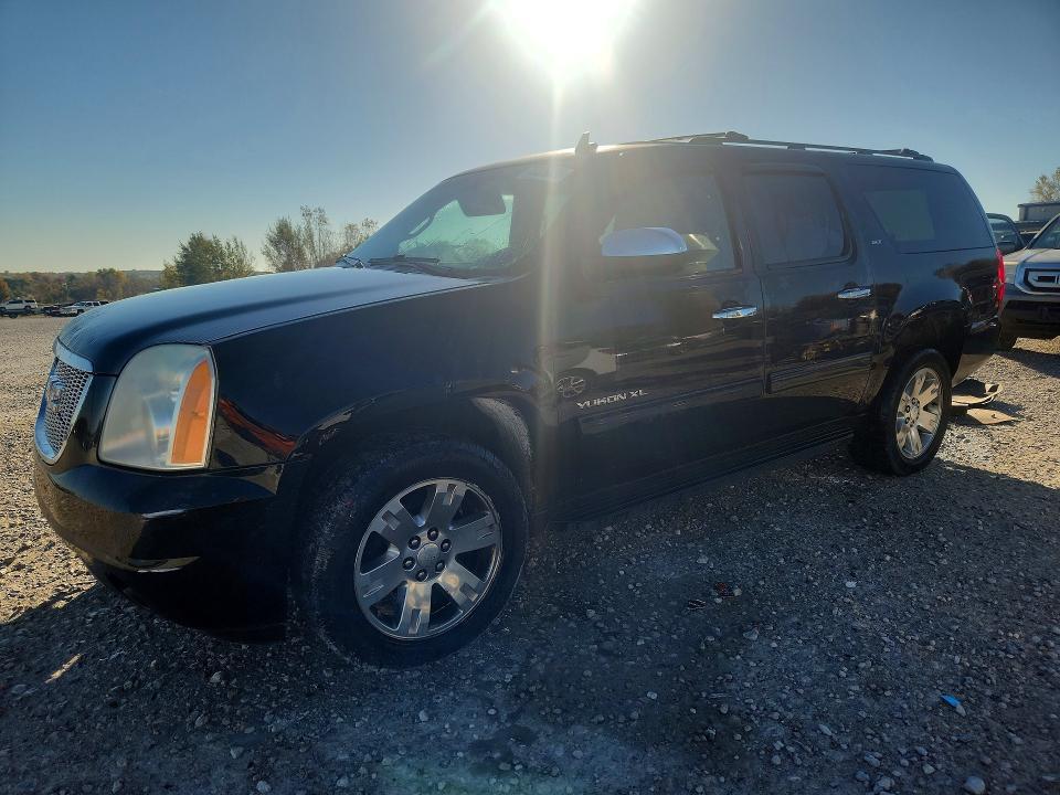 2011 GMC YUKON XL K1500 SLT  