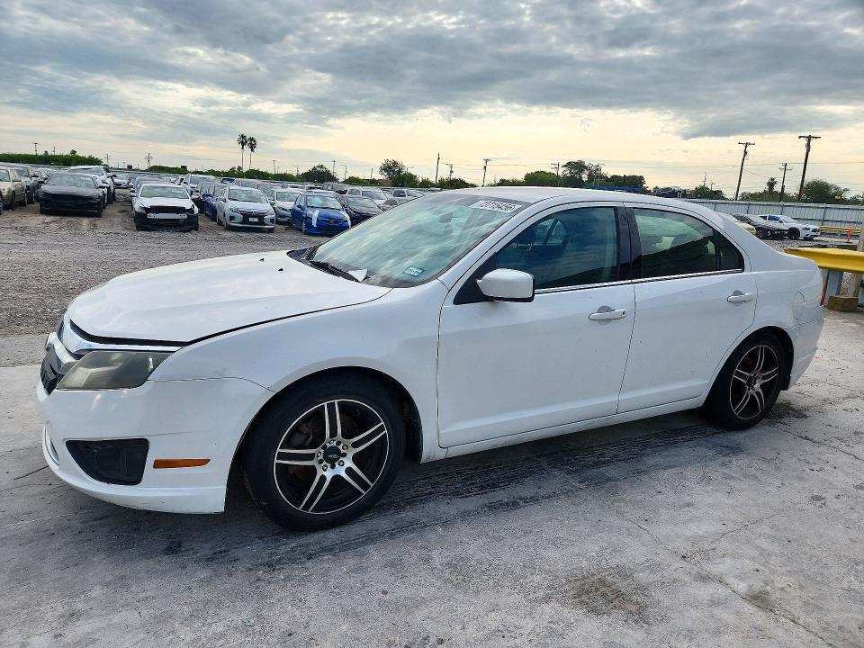2010 FORD FUSION SE  