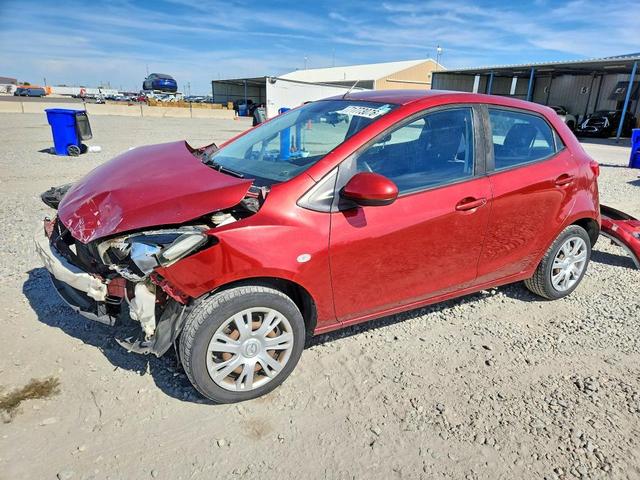 2014 MAZDA 2