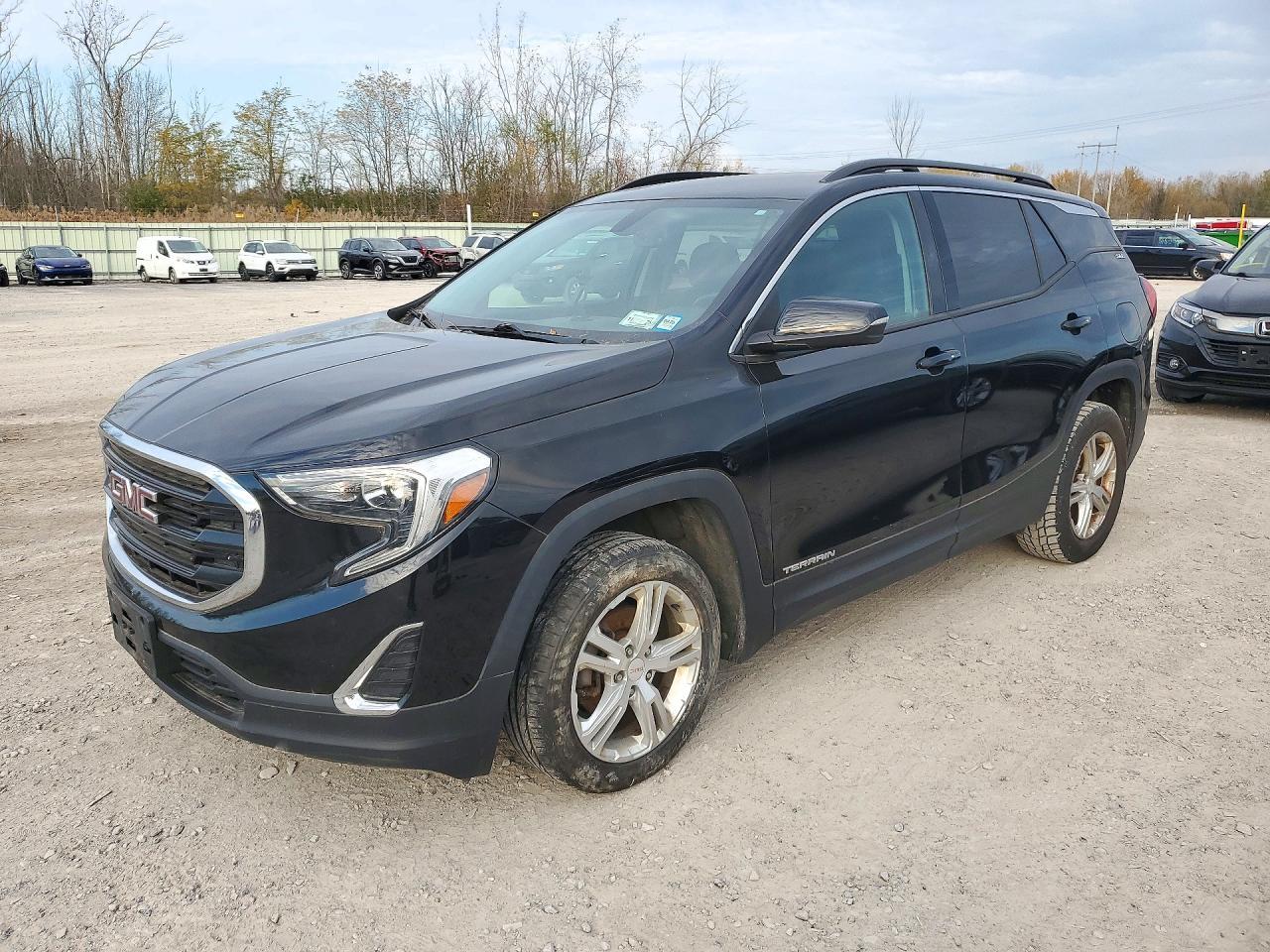 منظر 2019 GMC TERRAIN SLE، زاوية 1