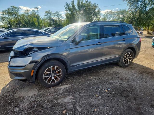 2021 VOLKSWAGEN TIGUAN SE  