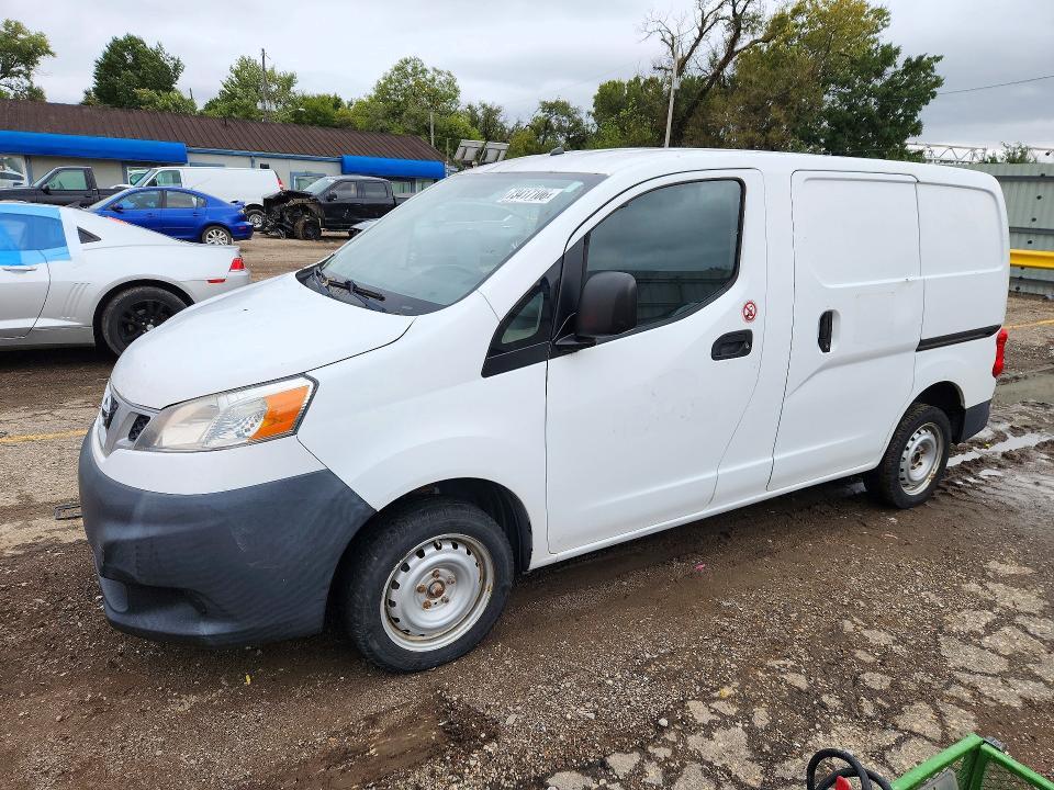 2015 NISSAN NV200   