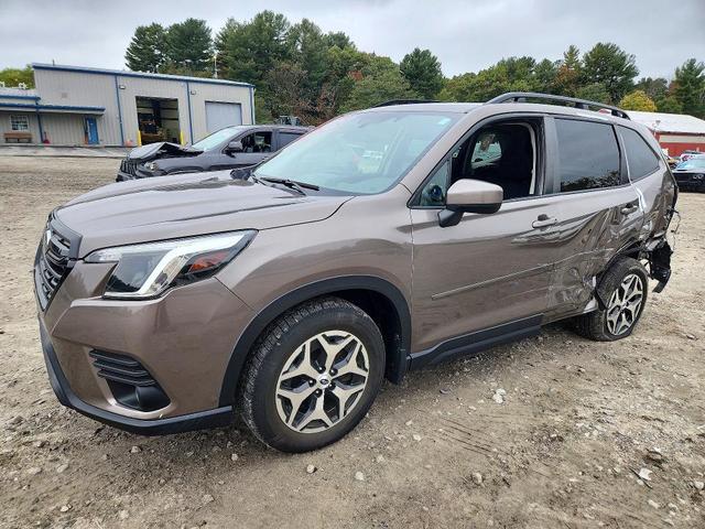 2022 SUBARU FORESTER