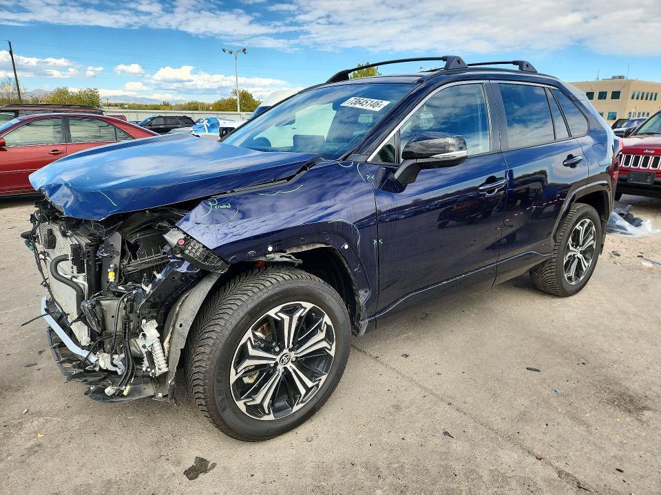 2025 TOYOTA RAV4 XSE  