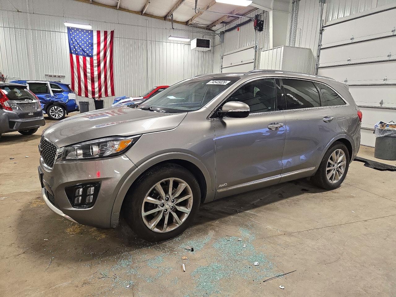 Vue de 2017 KIA SORENTO SX LIMITED V6, angle 1