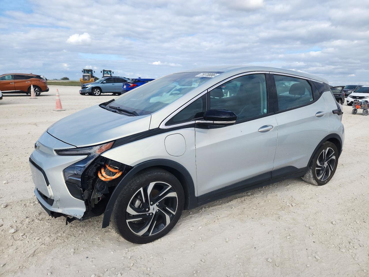 منظر 2023 CHEVROLET BOLT EV 2LT، زاوية 1