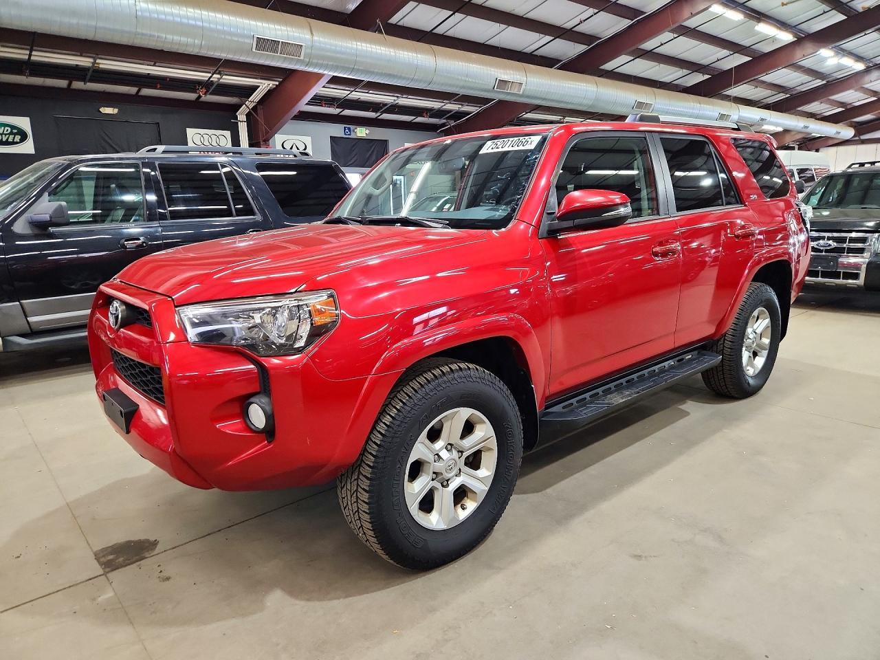 Вид 2019 TOYOTA 4RUNNER SR5 PREMIUM, угол 1