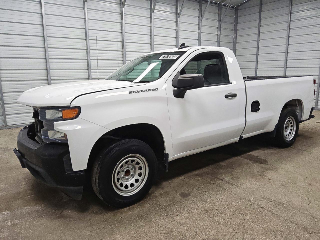 Vista de 2021 CHEVROLET SILVERADO C1500, ángulo 1