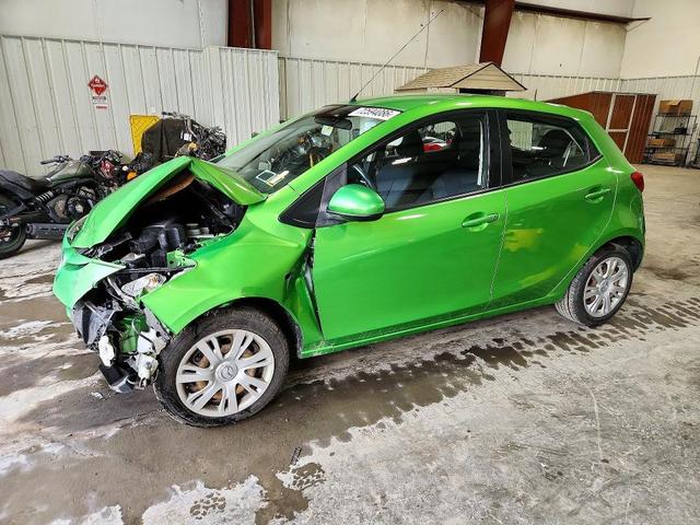 2013 MAZDA MAZDA2   