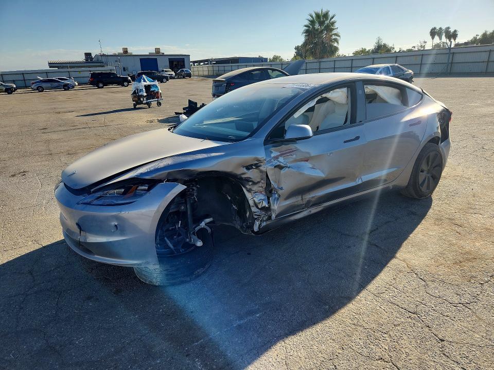 2025 TESLA MODEL 3   