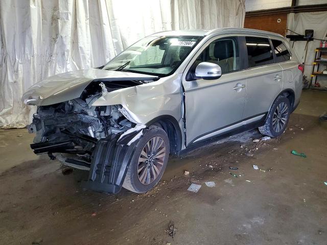2020 MITSUBISHI OUTLANDER SE  