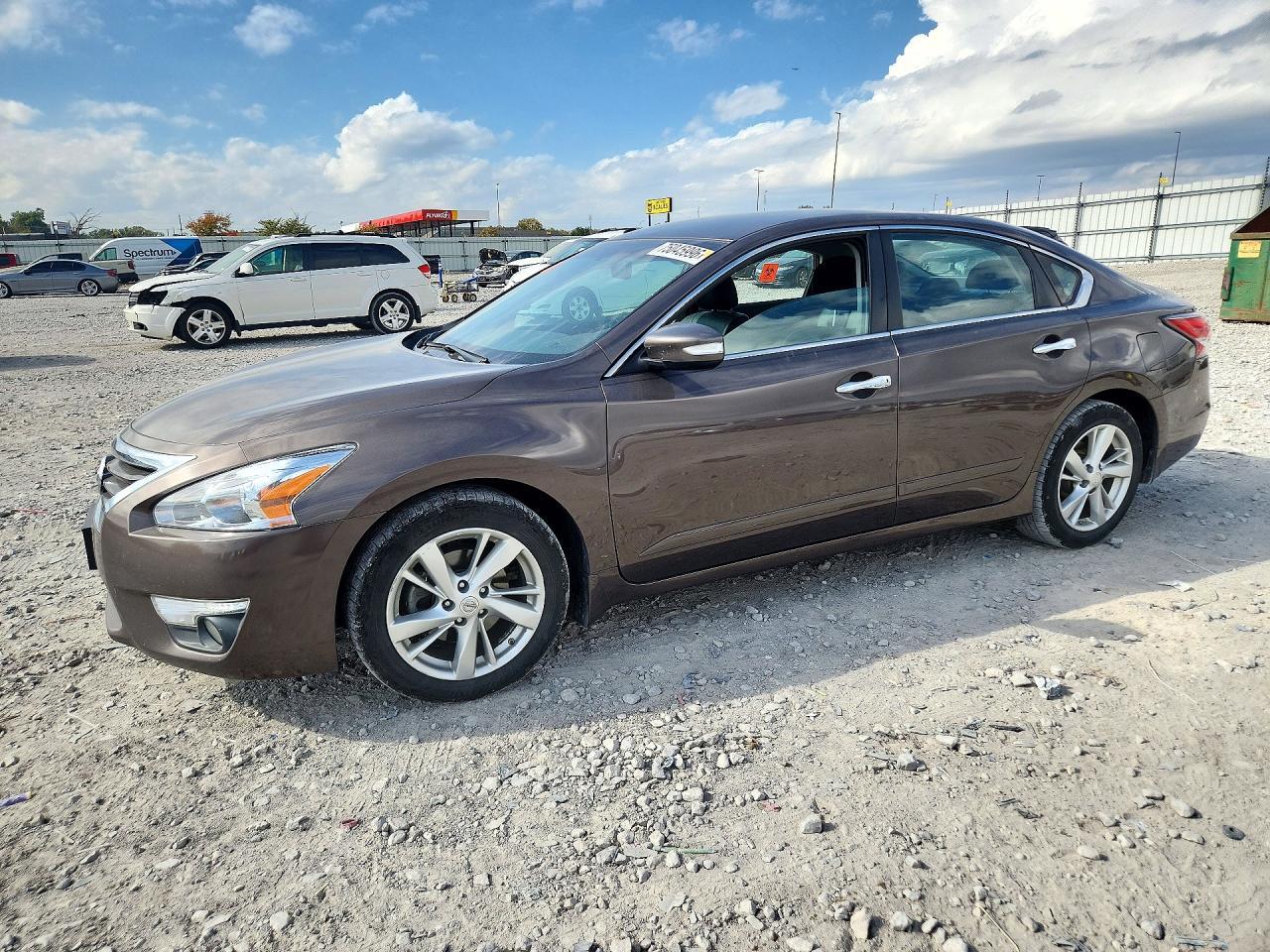 Vedere 2014 NISSAN ALTIMA 2.5 SL, unghi 1