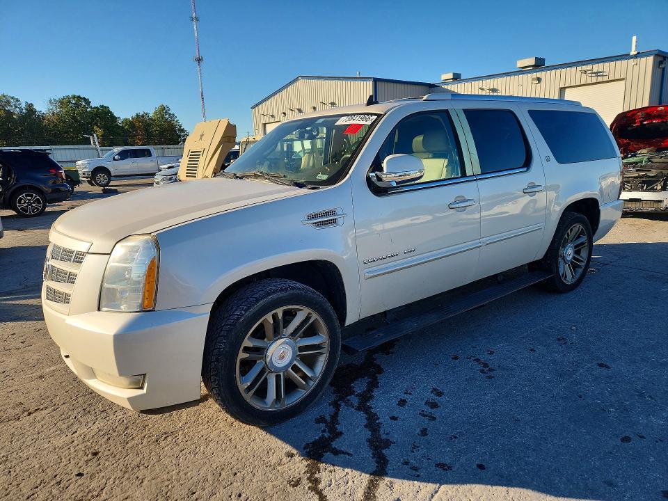 2013 CADILLAC ESCALADE ESV PREMIUM  