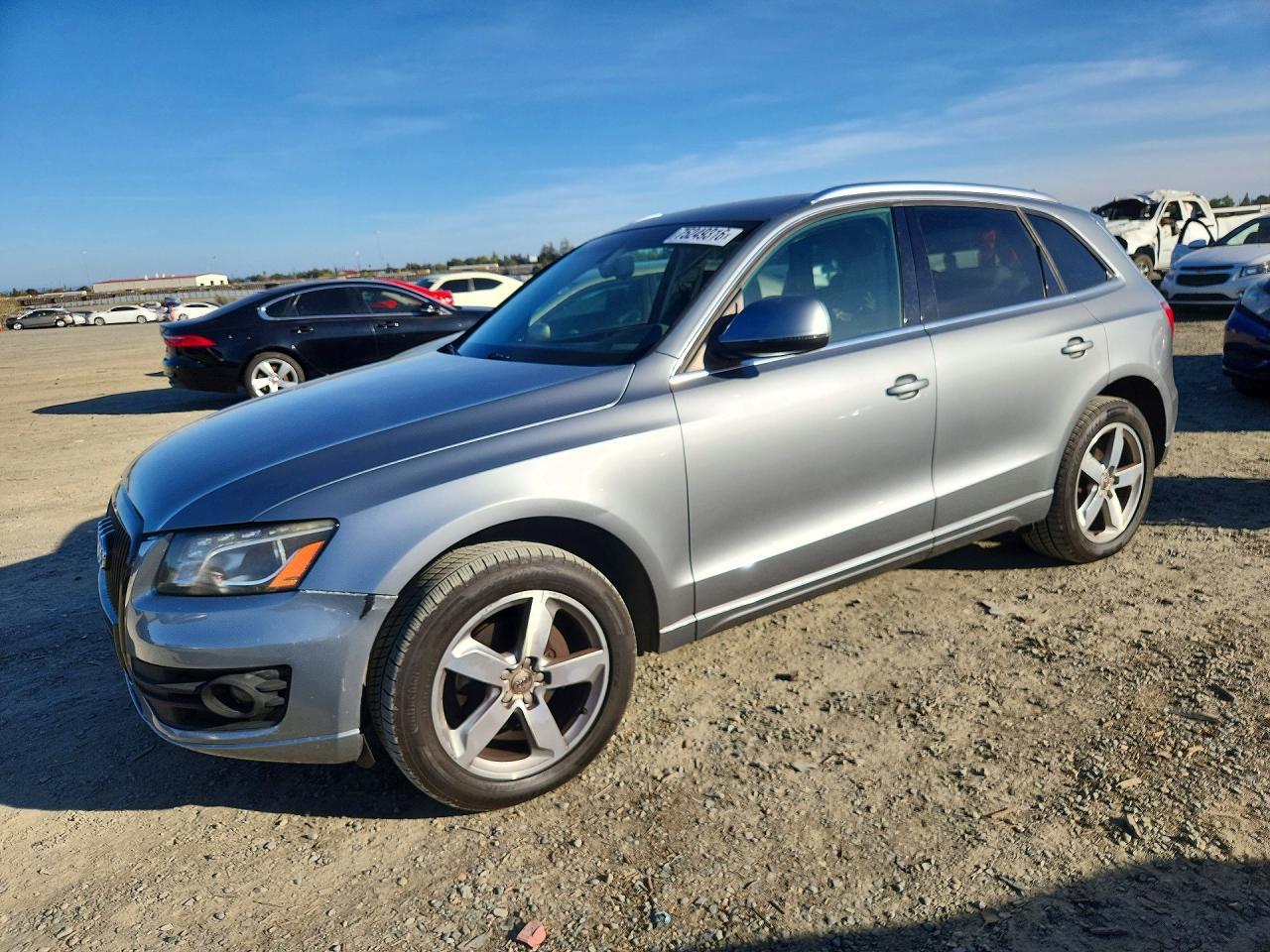 Vista de 2010 AUDI Q5 PREMIUM PLUS, ángulo 1
