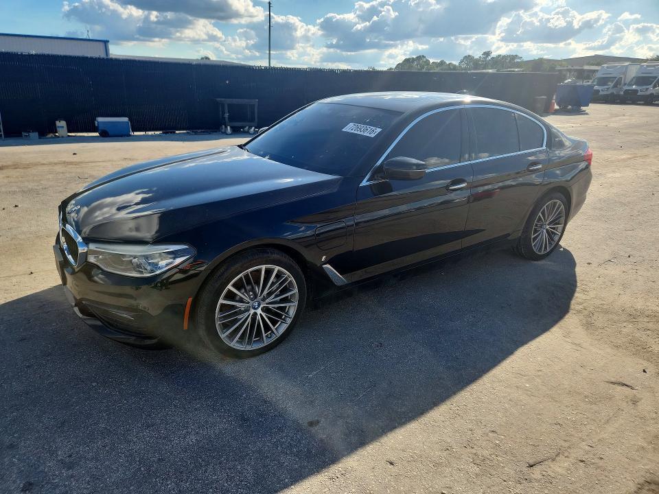 2018 BMW 530E   