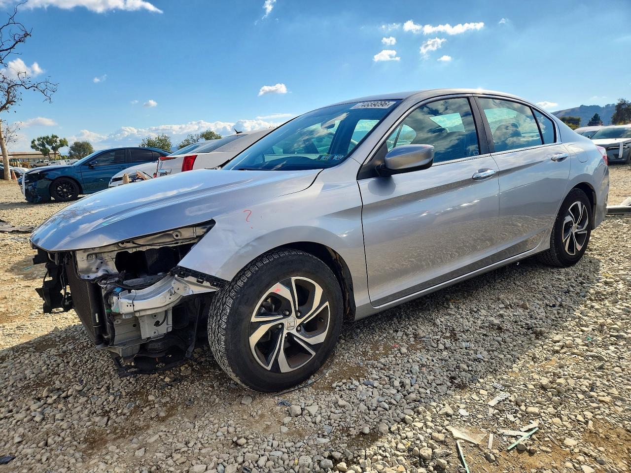 منظر 2017 HONDA ACCORD LX، زاوية 1