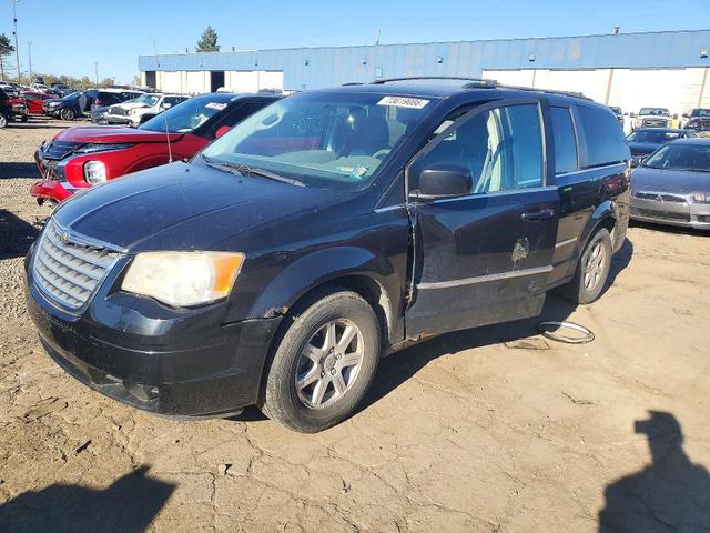 2009 CHRYSLER TOWN & COUNTRY TOURING  