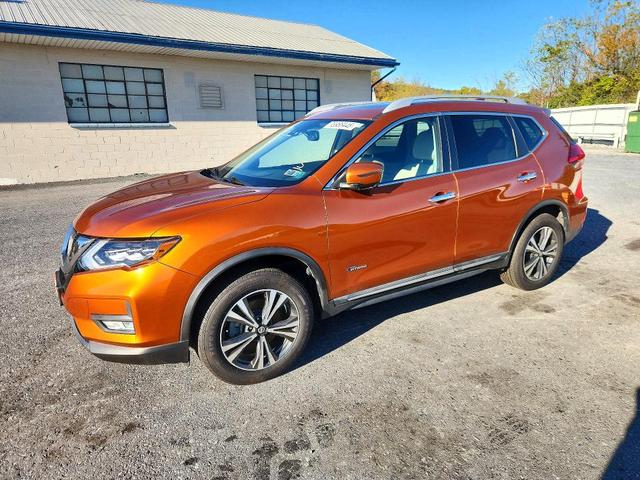 2017 NISSAN ROGUE