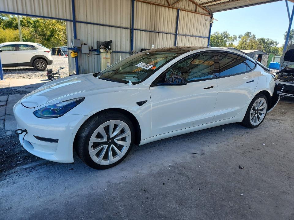 2022 TESLA MODEL 3   