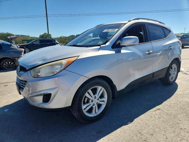 2011 HYUNDAI TUCSON