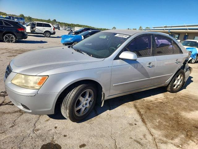 2010 HYUNDAI SONATA