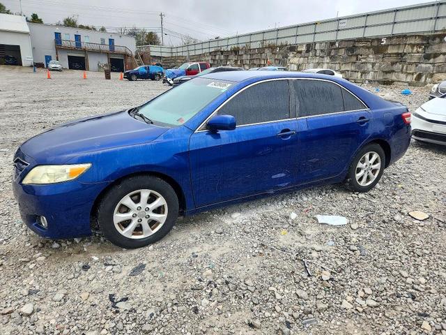 2011 TOYOTA CAMRY LE  