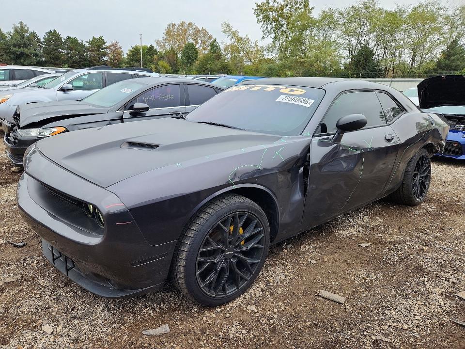 2021 DODGE CHALLENGER SXT  