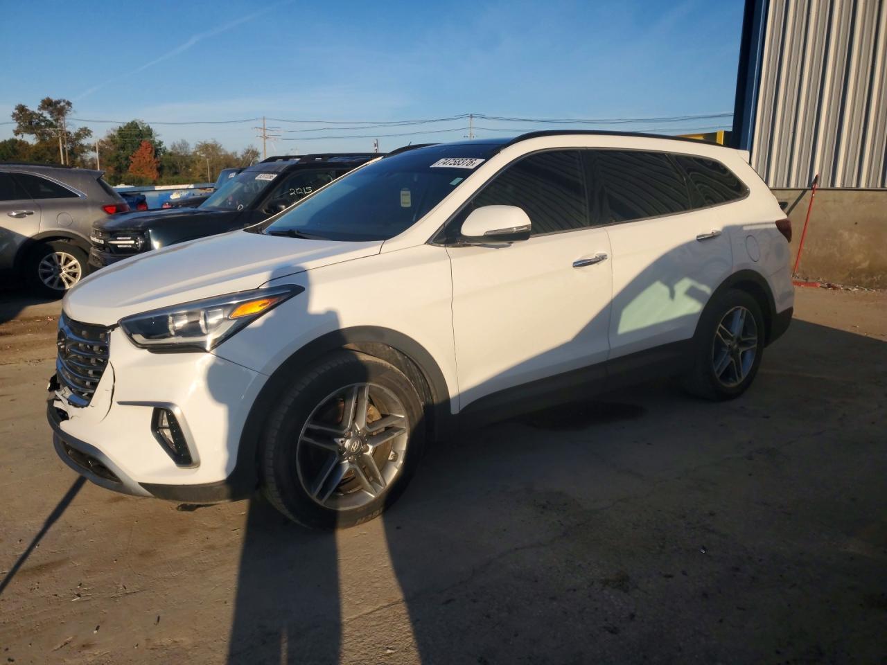 Vue de 2017 HYUNDAI SANTA FE SE ULTIMATE, angle 1